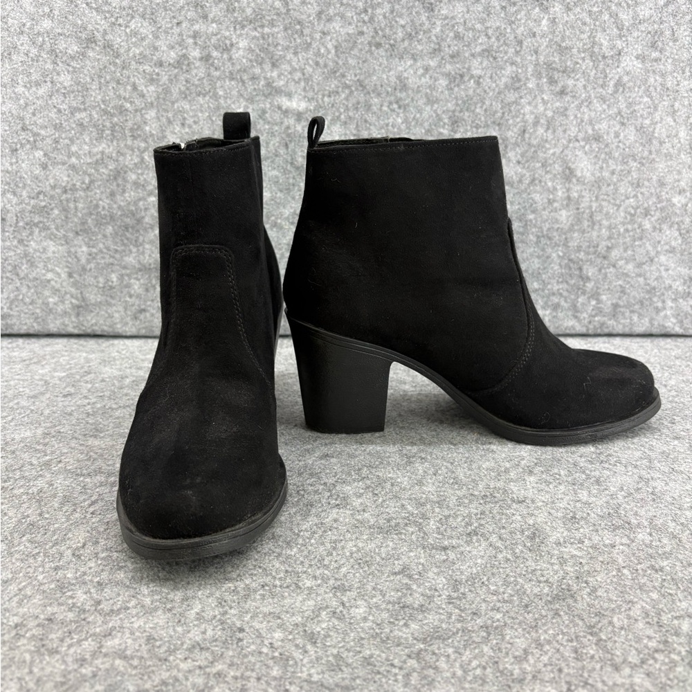 H&M Black suede Ankle Booties size 7 38